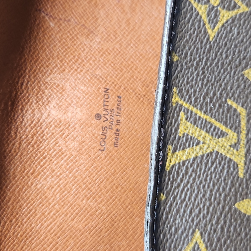 Louis Vuitton Monogram Crossbody Bag With COA - Picture 3 of 13